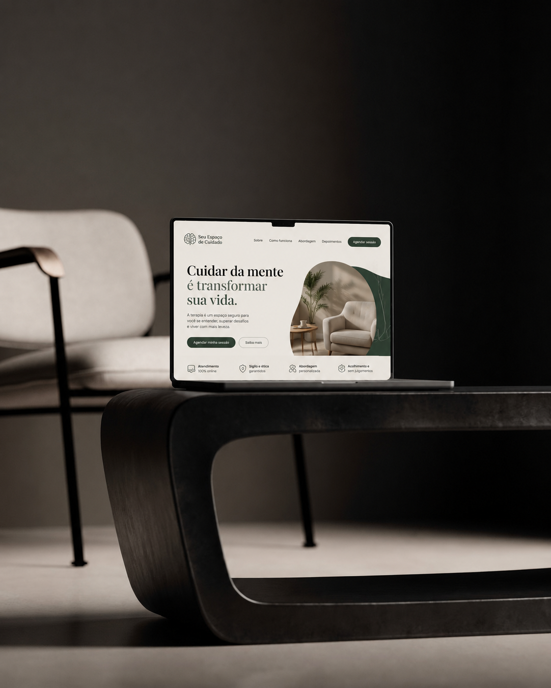 Exemplo de mini site profissional da miny em um notebook